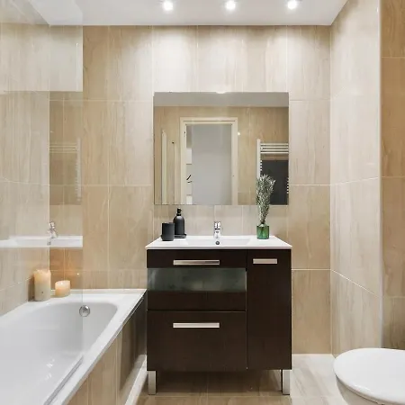 Apartament Spacest - Placa De Lesseps A Barcelona